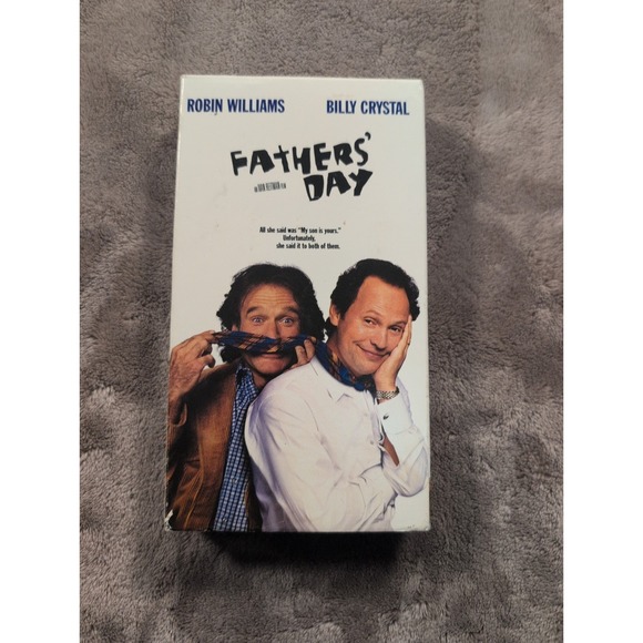 Other - Fathers Day VHS Robin Williams Billy Crystal Comedy PG-13‎